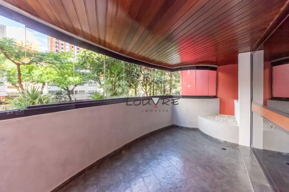 Foto 1 de Apartamento com 4 quartos à venda e para alugar, 220m2 em Moema, São Paulo - SP