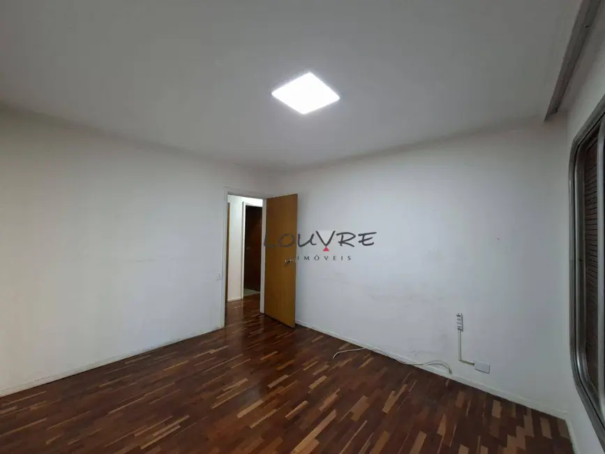 Apartamento com 3 quartos para alugar, 128m2 em Vila Nova Conceição, São Paulo - SP - imagem 7 Foto 7 de Apartamento com 3 quartos para alugar, 128m2 em Vila Nova Conceição, São Paulo - SP