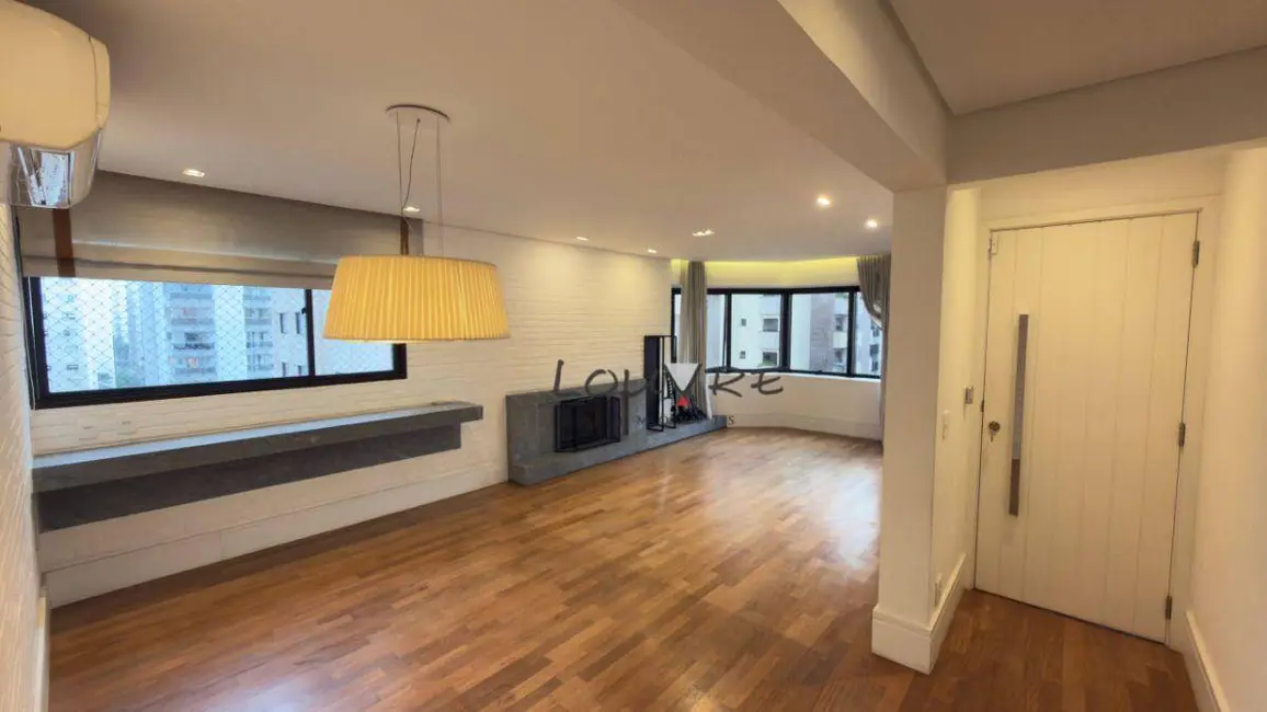 Apartamento com 4 quartos à venda, 141m2 em Moema, São Paulo - SP - imagem 3 Foto 3 de Apartamento com 4 quartos à venda, 141m2 em Moema, São Paulo - SP