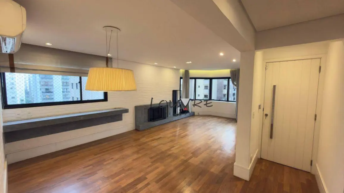 Apartamento com 4 quartos à venda, 141m2 em Moema, São Paulo - SP - imagem 2 Foto 2 de Apartamento com 4 quartos à venda, 141m2 em Moema, São Paulo - SP