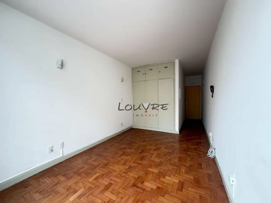 Kitnet com 1 quarto para alugar, 26m2 em República, São Paulo - SP - imagem 6 Foto 6 de Kitnet com 1 quarto para alugar, 26m2 em República, São Paulo - SP