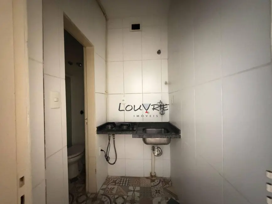 Kitnet com 1 quarto para alugar, 26m2 em República, São Paulo - SP - imagem 5 Foto 5 de Kitnet com 1 quarto para alugar, 26m2 em República, São Paulo - SP