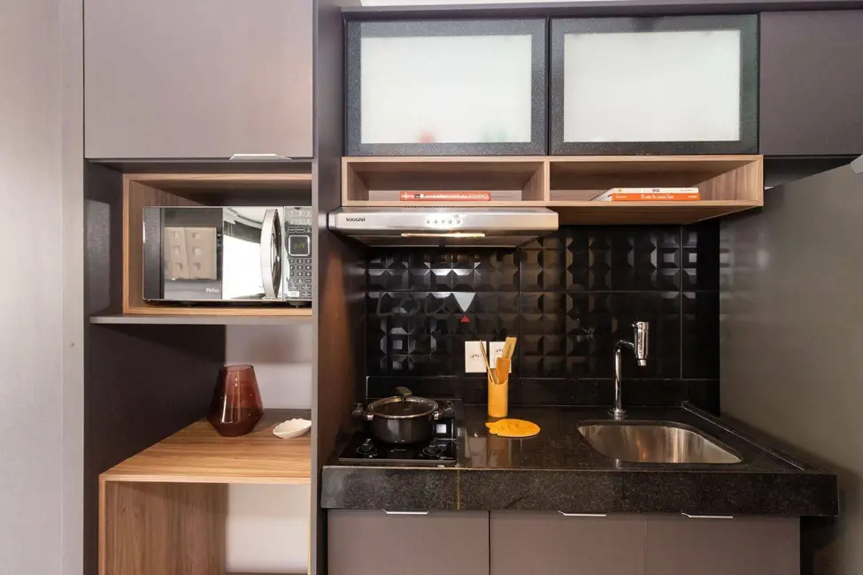 Kitnet com 1 quarto à venda e para alugar, 21m2 em Pinheiros, São Paulo - SP - imagem 1 Foto 1 de Kitnet com 1 quarto à venda e para alugar, 21m2 em Pinheiros, São Paulo - SP