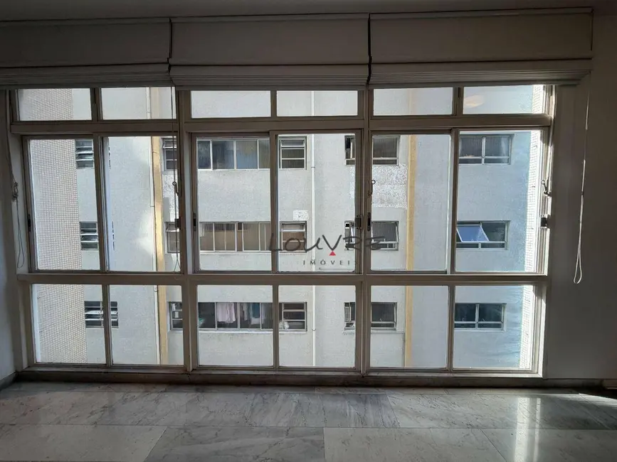 Foto 3 de Apartamento com 2 quartos para alugar, 210m2 em Higienópolis, São Paulo - SP