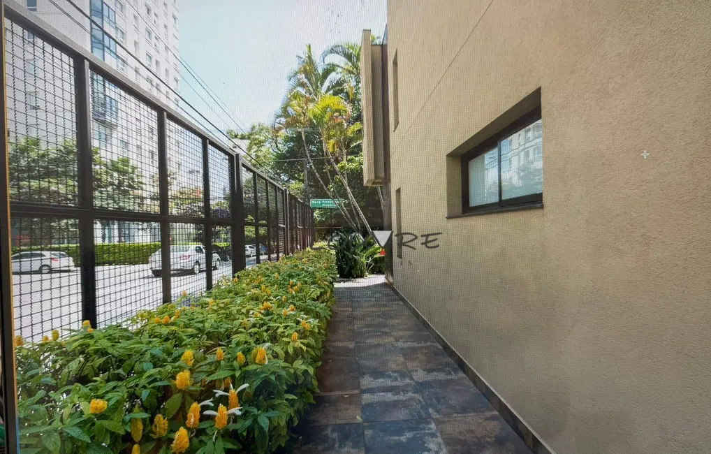 Casa para alugar, 180m2 em Vila Olímpia, São Paulo - SP - imagem 2 Foto 2 de Casa para alugar, 180m2 em Vila Olímpia, São Paulo - SP