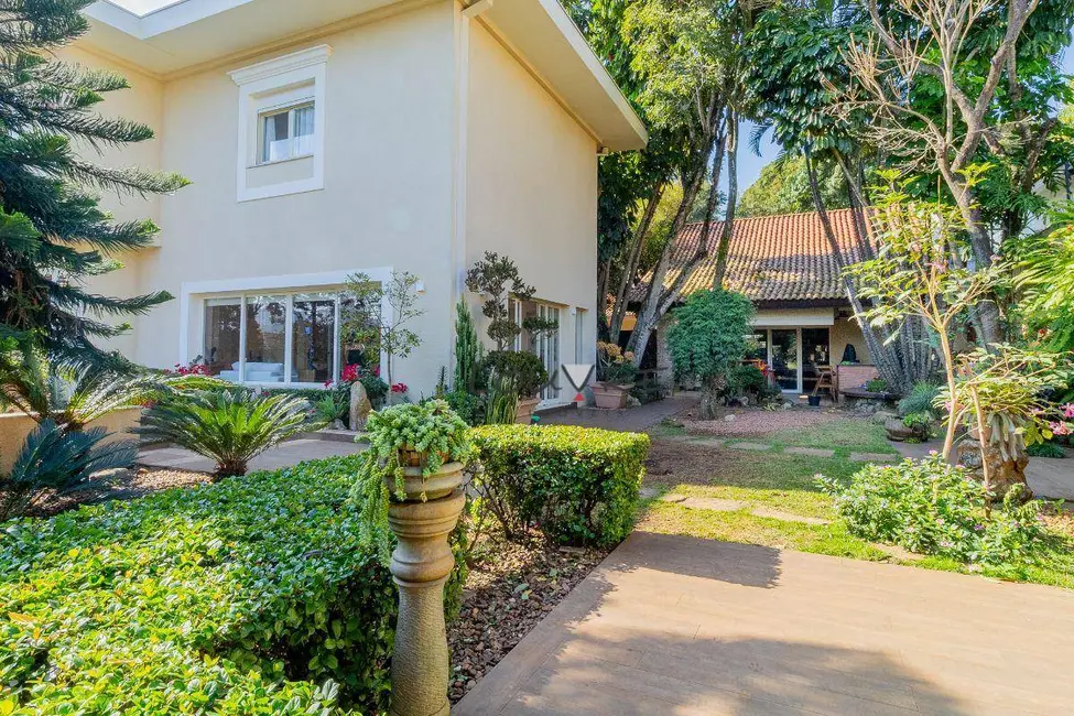Casa com 5 quartos à venda, 988m2 em Pacaembu, São Paulo - SP - imagem 3 Foto 3 de Casa com 5 quartos à venda, 988m2 em Pacaembu, São Paulo - SP