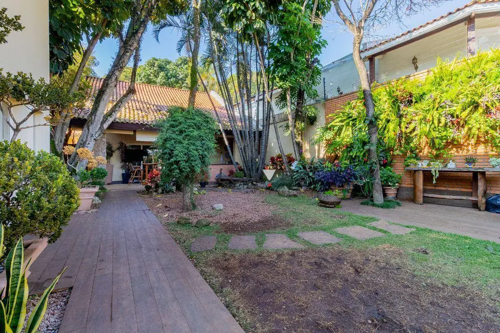 Casa com 5 quartos à venda, 988m2 em Pacaembu, São Paulo - SP - imagem 4 Foto 4 de Casa com 5 quartos à venda, 988m2 em Pacaembu, São Paulo - SP