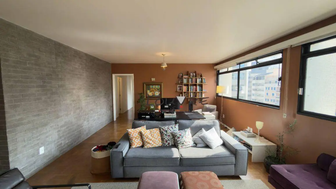 Foto 8 de Apartamento com 3 quartos à venda, 138m2 em Itaim Bibi, São Paulo - SP