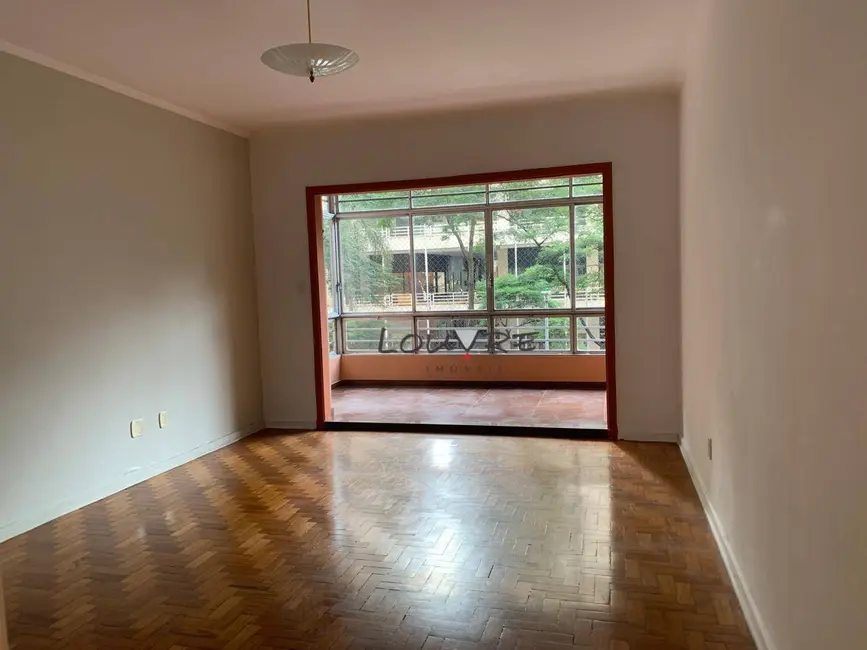Apartamento com 2 quartos para alugar, 108m2 em República, São Paulo - SP - imagem 1 Foto 1 de Apartamento com 2 quartos para alugar, 108m2 em República, São Paulo - SP