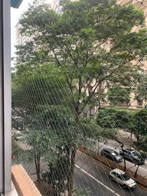 Apartamento com 2 quartos para alugar, 108m2 em República, São Paulo - SP - imagem 8 Foto 8 de Apartamento com 2 quartos para alugar, 108m2 em República, São Paulo - SP