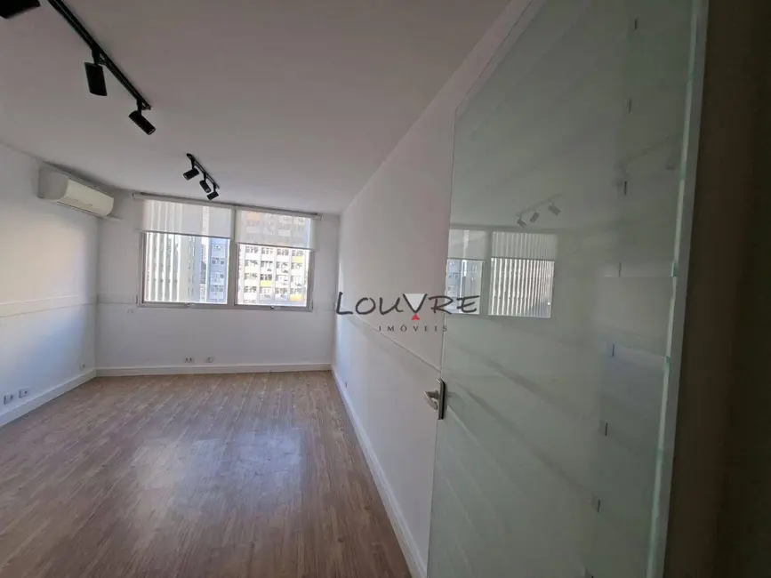 Foto 4 de Loft / Flat à venda, 72m2 em Pinheiros, São Paulo - SP