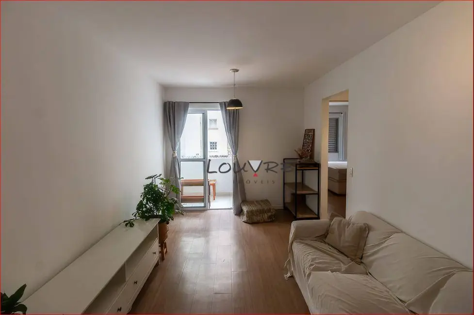 Foto 2 de Apartamento com 2 quartos para alugar, 60m2 em Itaim Bibi, São Paulo - SP