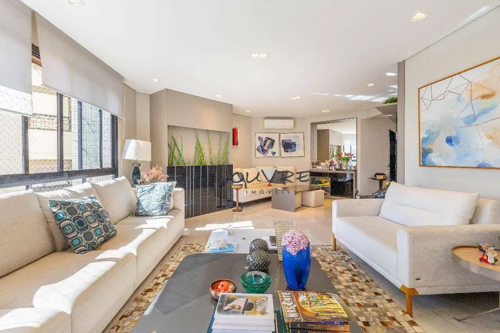 Foto 7 de Apartamento com 4 quartos para alugar, 208m2 em Santa Cecília, São Paulo - SP
