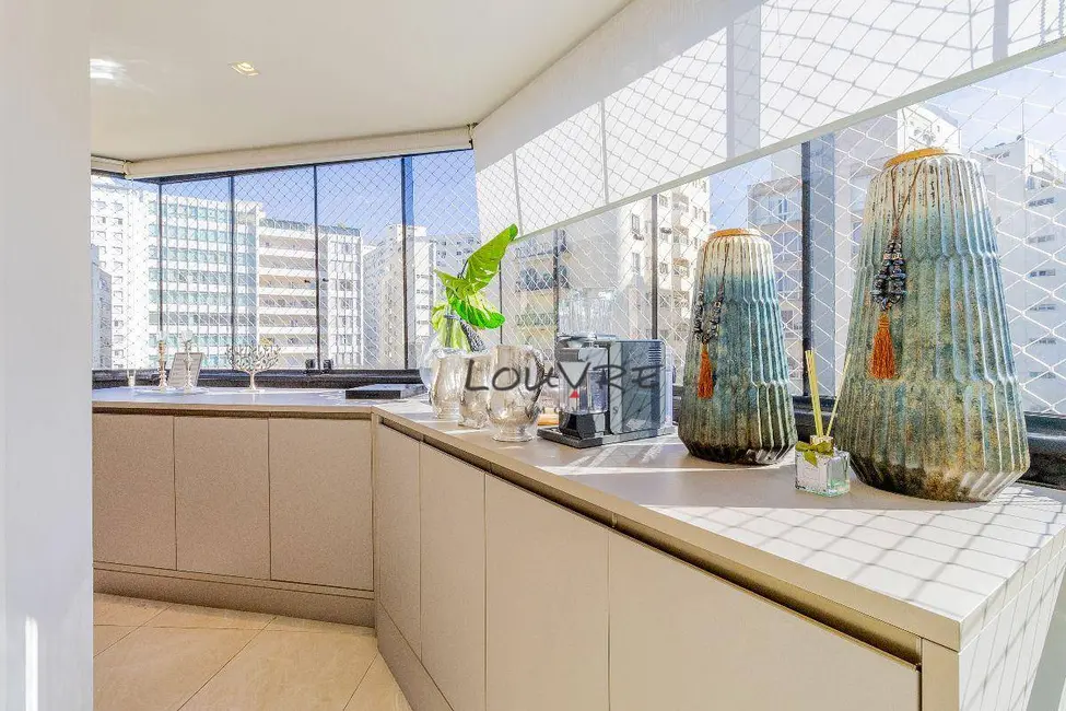 Foto 6 de Apartamento com 4 quartos para alugar, 208m2 em Santa Cecília, São Paulo - SP
