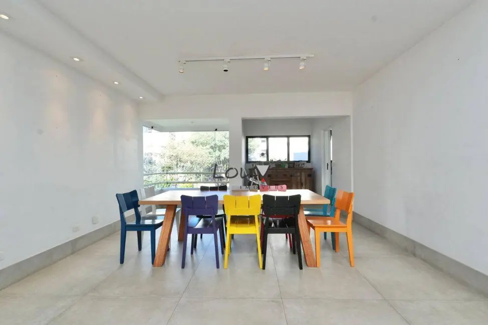 Apartamento com 4 quartos à venda, 226m2 em Higienópolis, São Paulo - SP - imagem 6 Foto 6 de Apartamento com 4 quartos à venda, 226m2 em Higienópolis, São Paulo - SP