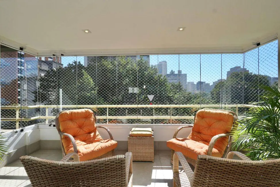 Apartamento com 4 quartos à venda, 226m2 em Higienópolis, São Paulo - SP - imagem 1 Foto 1 de Apartamento com 4 quartos à venda, 226m2 em Higienópolis, São Paulo - SP