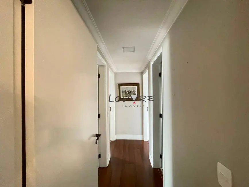 Foto 9 de Apartamento com 3 quartos para alugar, 230m2 em Indianópolis, São Paulo - SP