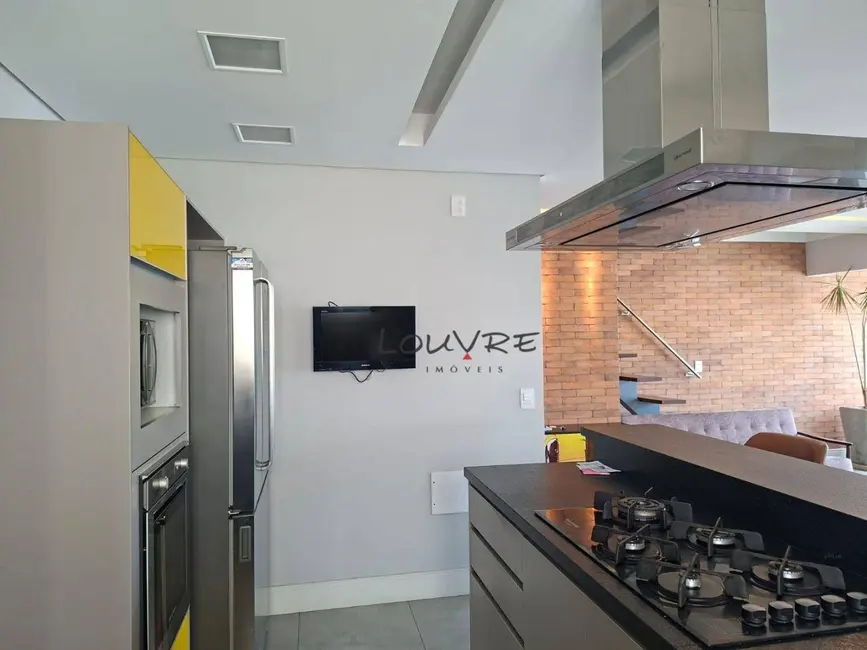 Cobertura com 3 quartos à venda, 210m2 em Vila Olímpia, São Paulo - SP - imagem 6 Foto 6 de Cobertura com 3 quartos à venda, 210m2 em Vila Olímpia, São Paulo - SP