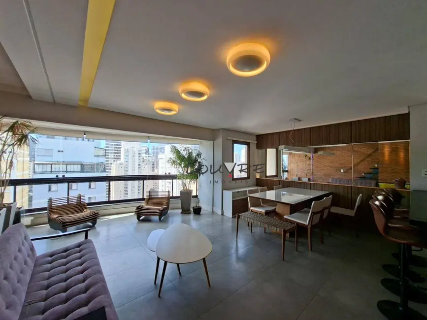 Cobertura com 3 quartos à venda, 210m2 em Vila Olímpia, São Paulo - SP - imagem 2 Foto 2 de Cobertura com 3 quartos à venda, 210m2 em Vila Olímpia, São Paulo - SP