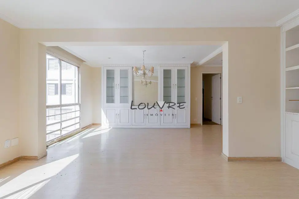 Apartamento com 2 quartos à venda, 111m2 em Higienópolis, São Paulo - SP - imagem 3 Foto 3 de Apartamento com 2 quartos à venda, 111m2 em Higienópolis, São Paulo - SP