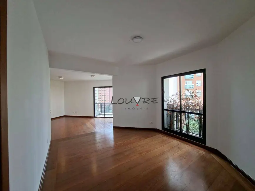 Apartamento com 3 quartos à venda, 149m2 em Moema, São Paulo - SP - imagem 5 Foto 5 de Apartamento com 3 quartos à venda, 149m2 em Moema, São Paulo - SP