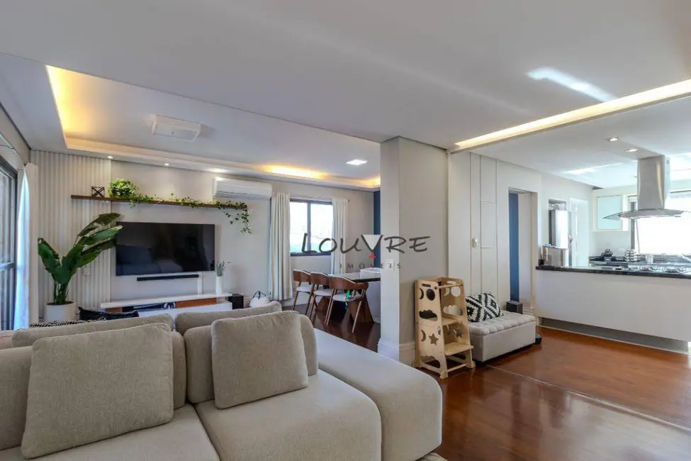 Apartamento com 3 quartos à venda, 134m2 em Moema, São Paulo - SP - imagem 6 Foto 6 de Apartamento com 3 quartos à venda, 134m2 em Moema, São Paulo - SP