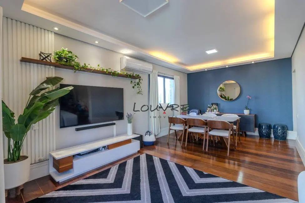 Apartamento com 3 quartos à venda, 134m2 em Moema, São Paulo - SP - imagem 2 Foto 2 de Apartamento com 3 quartos à venda, 134m2 em Moema, São Paulo - SP