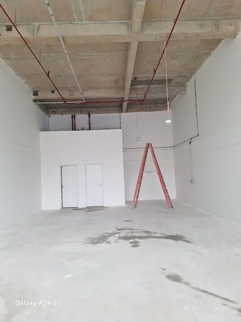 Loja à venda e para alugar, 113m2 em Vila Olímpia, São Paulo - SP - imagem 2 Foto 2 de Loja à venda e para alugar, 113m2 em Vila Olímpia, São Paulo - SP