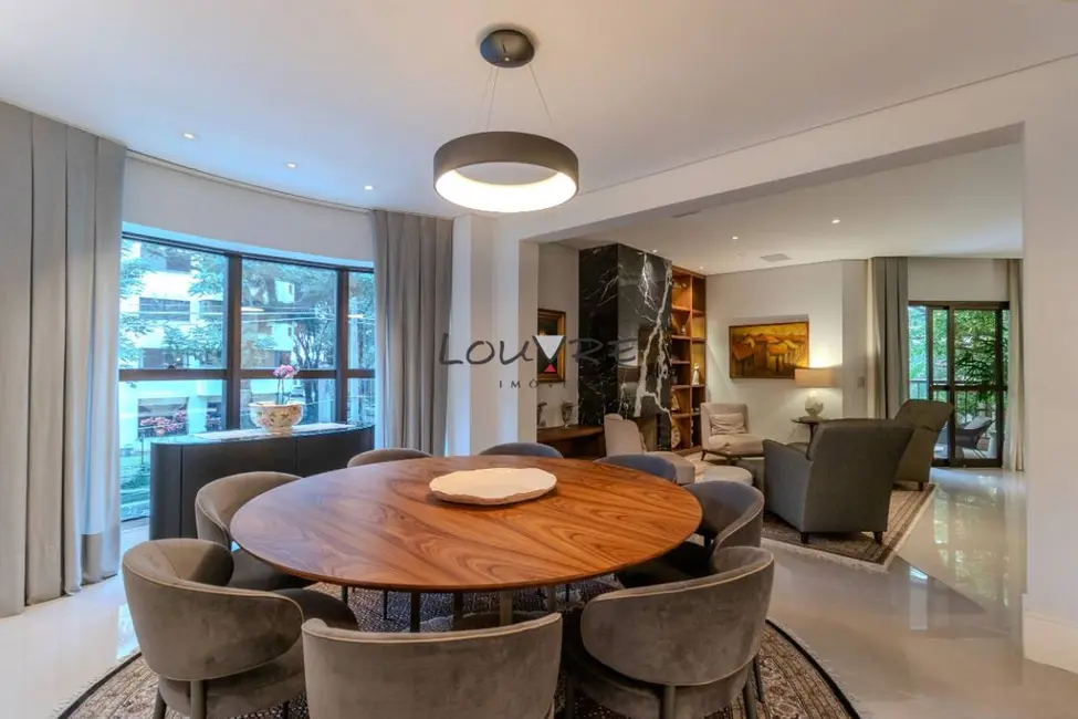 Apartamento com 3 quartos à venda, 264m2 em Moema, São Paulo - SP - imagem 5 Foto 5 de Apartamento com 3 quartos à venda, 264m2 em Moema, São Paulo - SP