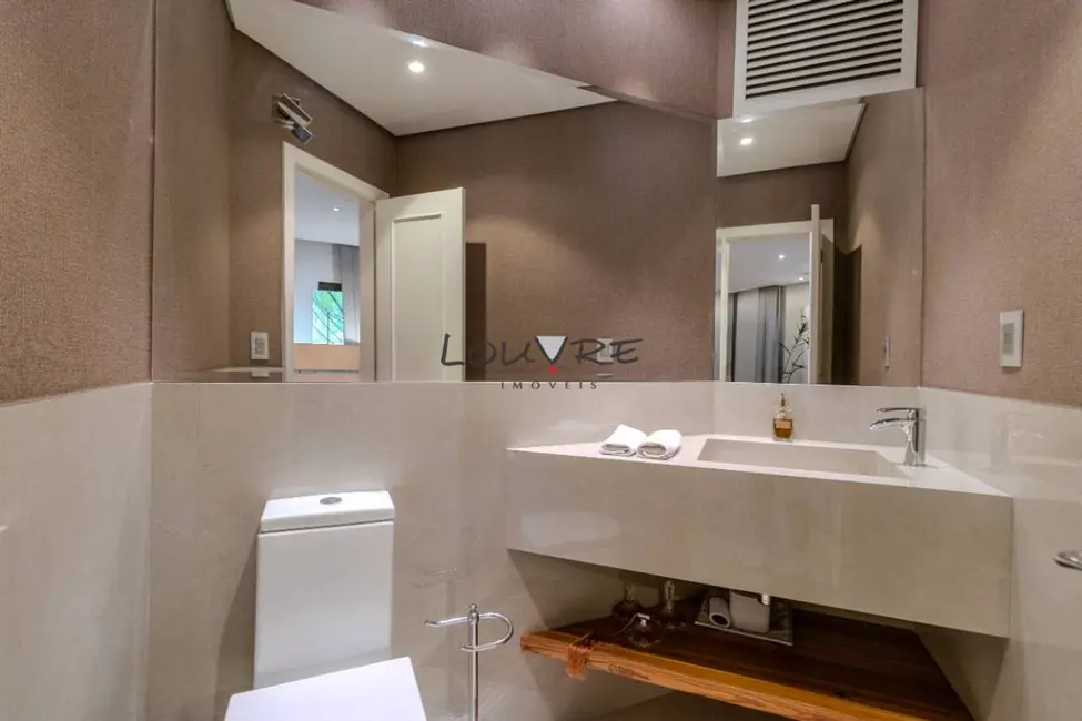 Apartamento com 3 quartos à venda, 264m2 em Moema, São Paulo - SP - imagem 8 Foto 8 de Apartamento com 3 quartos à venda, 264m2 em Moema, São Paulo - SP