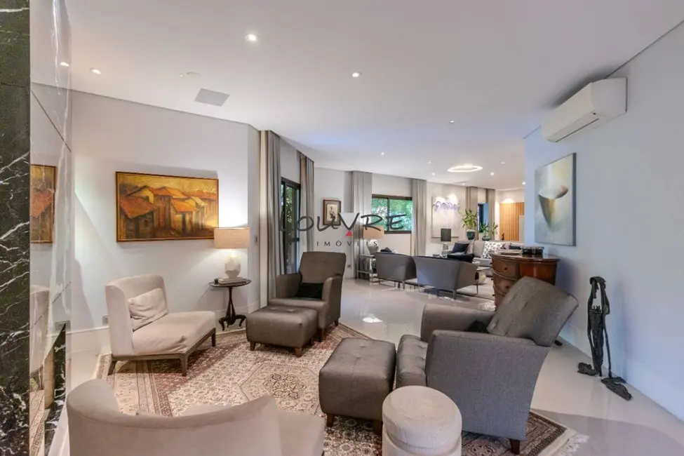 Apartamento com 3 quartos à venda, 264m2 em Moema, São Paulo - SP - imagem 3 Foto 3 de Apartamento com 3 quartos à venda, 264m2 em Moema, São Paulo - SP