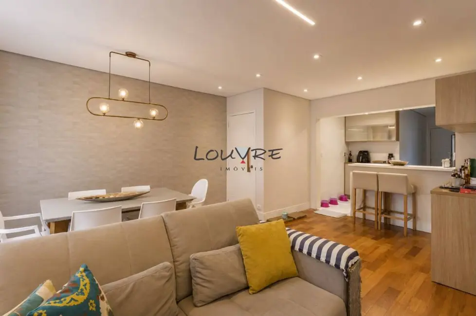 Foto 2 de Apartamento com 2 quartos à venda, 80m2 em Moema, São Paulo - SP