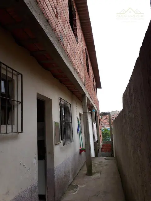 Casa com 4 quartos à venda, 120m2 em Jardim Salete, Taboao Da Serra - SP - imagem 9 Foto 9 de Casa com 4 quartos à venda, 120m2 em Jardim Salete, Taboao Da Serra - SP