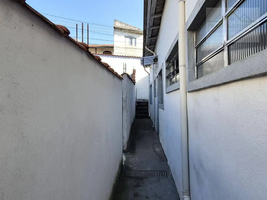 Foto 6 de Casa com 1 quarto para alugar, 30m2 em Jardim Frei Galvão, Taboao Da Serra - SP