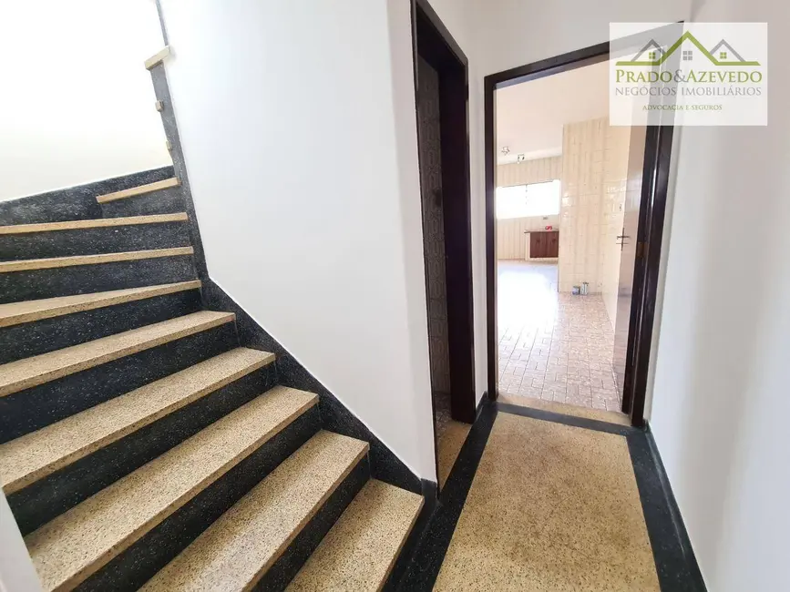 Foto 3 de Casa com 3 quartos para alugar, 190m2 em Vila Sônia, São Paulo - SP