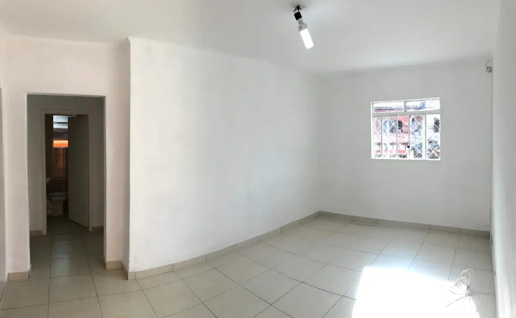 Foto 3 de Casa com 2 quartos para alugar, 200m2 em Vila Morse, São Paulo - SP