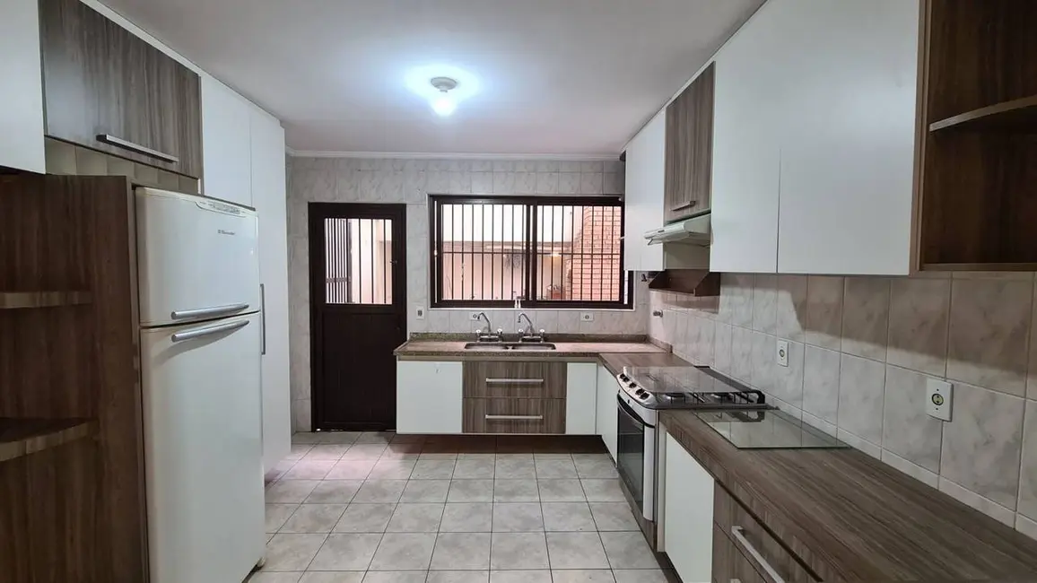 Foto 9 de Casa com 3 quartos à venda e para alugar, 145m2 em Jardim Colombo, São Paulo - SP