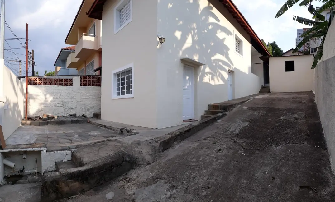 Foto 2 de Casa com 1 quarto à venda, 240m2 em Vila Morse, São Paulo - SP