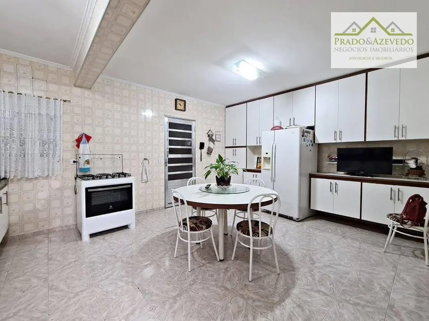 Foto 6 de Casa com 3 quartos à venda, 137m2 em Jardim Cláudia, São Paulo - SP