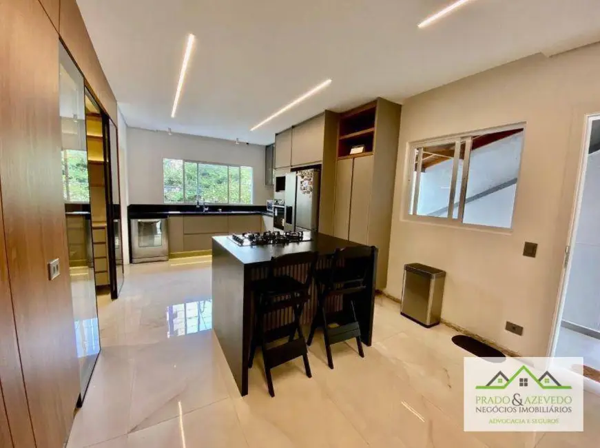 Casa com 4 quartos à venda, 370m2 em Vila Sônia, São Paulo - SP - imagem 8 Foto 8 de Casa com 4 quartos à venda, 370m2 em Vila Sônia, São Paulo - SP