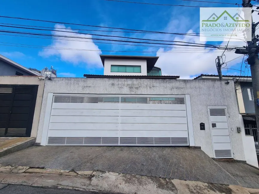 Foto 1 de Casa com 3 quartos para alugar, 250m2 em Jardim Colombo, São Paulo - SP