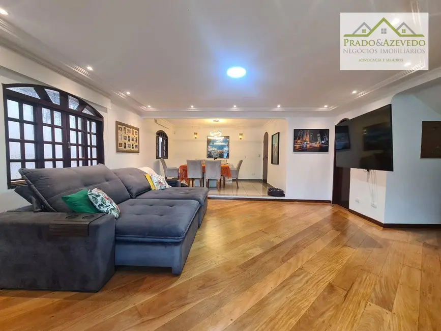 Casa com 3 quartos para alugar, 250m2 em Jardim Colombo, São Paulo - SP - imagem 4 Foto 4 de Casa com 3 quartos para alugar, 250m2 em Jardim Colombo, São Paulo - SP