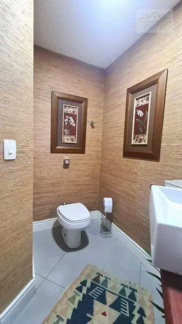 Casa com 3 quartos à venda e para alugar, 374m2 em Vila Sônia, São Paulo - SP - imagem 8 Foto 8 de Casa com 3 quartos à venda e para alugar, 374m2 em Vila Sônia, São Paulo - SP