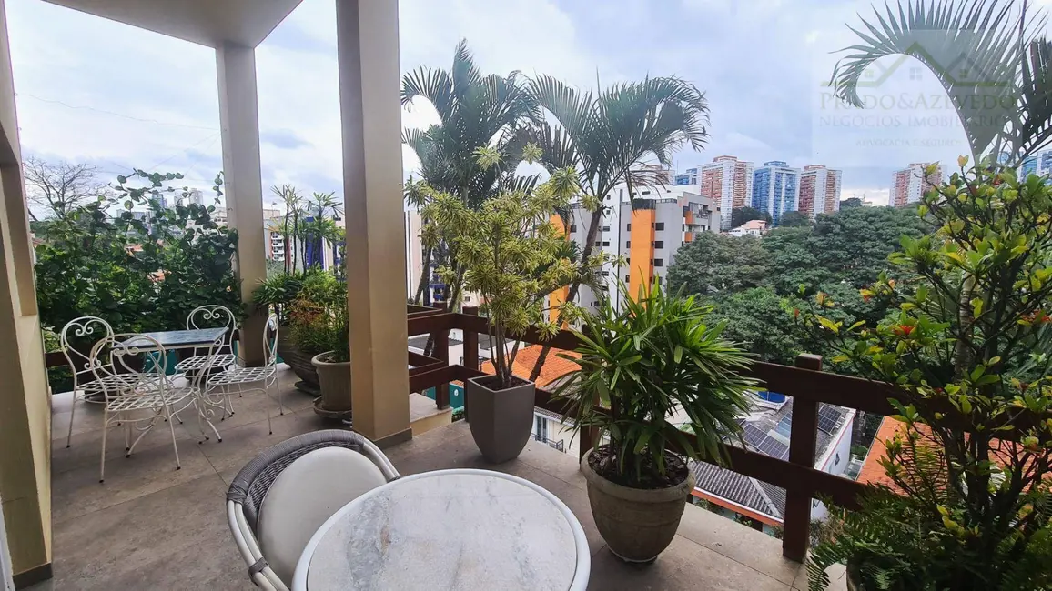 Casa com 3 quartos à venda e para alugar, 374m2 em Vila Sônia, São Paulo - SP - imagem 5 Foto 5 de Casa com 3 quartos à venda e para alugar, 374m2 em Vila Sônia, São Paulo - SP