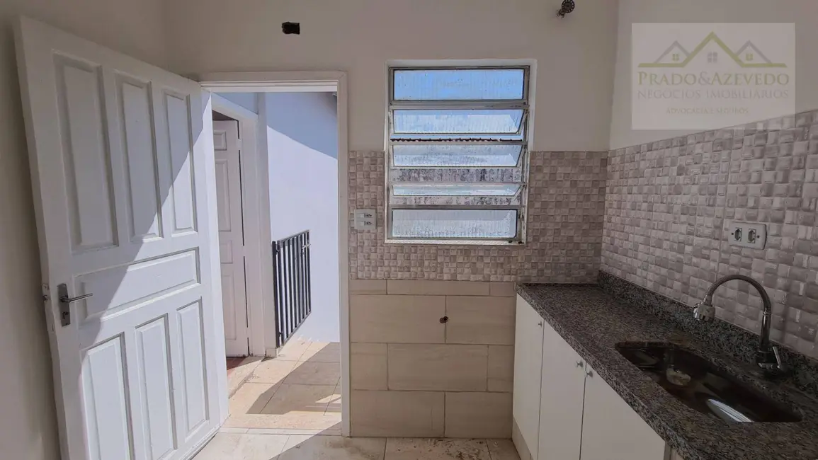 Foto 4 de Casa com 2 quartos para alugar, 60m2 em Vila Suzana, São Paulo - SP