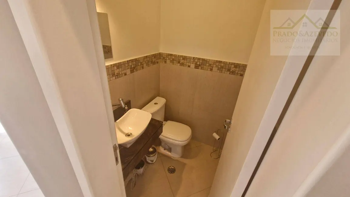 Casa de Condomínio com 5 quartos à venda, 300m2 em Jardim São Vicente, Cotia - SP - imagem 5 Foto 5 de Casa de Condomínio com 5 quartos à venda, 300m2 em Jardim São Vicente, Cotia - SP