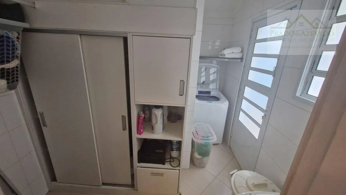 Casa de Condomínio com 5 quartos à venda, 300m2 em Jardim São Vicente, Cotia - SP - imagem 9 Foto 9 de Casa de Condomínio com 5 quartos à venda, 300m2 em Jardim São Vicente, Cotia - SP