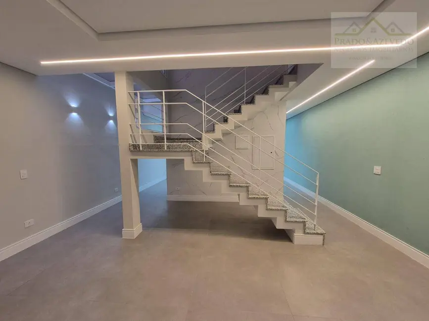 Casa com 3 quartos para alugar, 259m2 em Jardim Namba, São Paulo - SP - imagem 5 Foto 5 de Casa com 3 quartos para alugar, 259m2 em Jardim Namba, São Paulo - SP