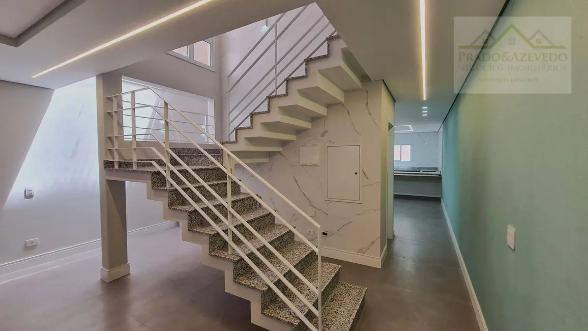 Foto 6 de Casa com 3 quartos para alugar, 259m2 em Jardim Namba, São Paulo - SP