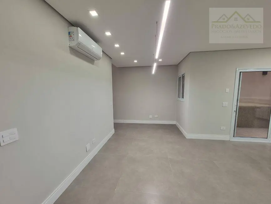 Casa com 3 quartos para alugar, 259m2 em Jardim Namba, São Paulo - SP - imagem 8 Foto 8 de Casa com 3 quartos para alugar, 259m2 em Jardim Namba, São Paulo - SP